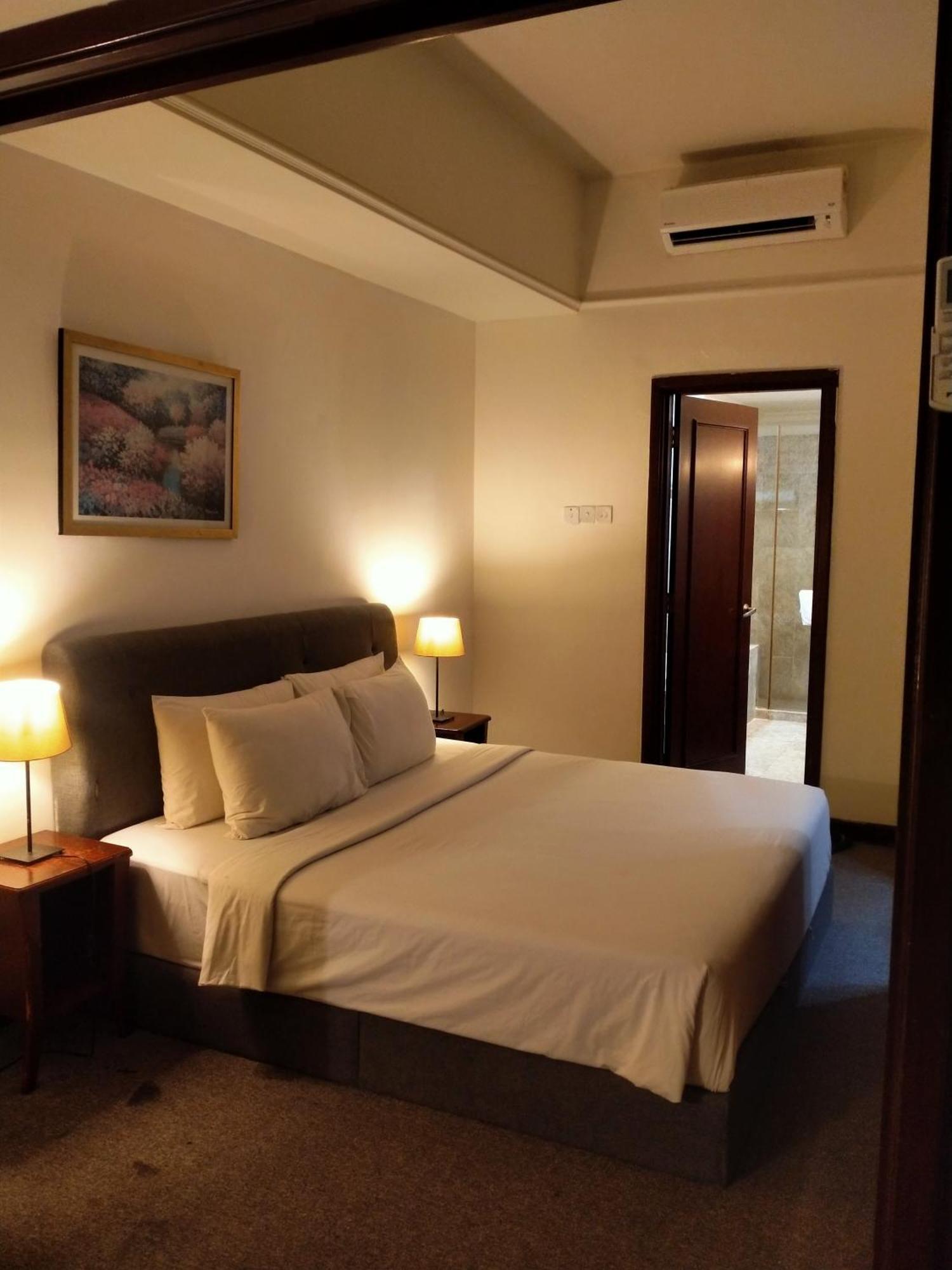 Apartment Grand Lumia At Times Square By Imam *