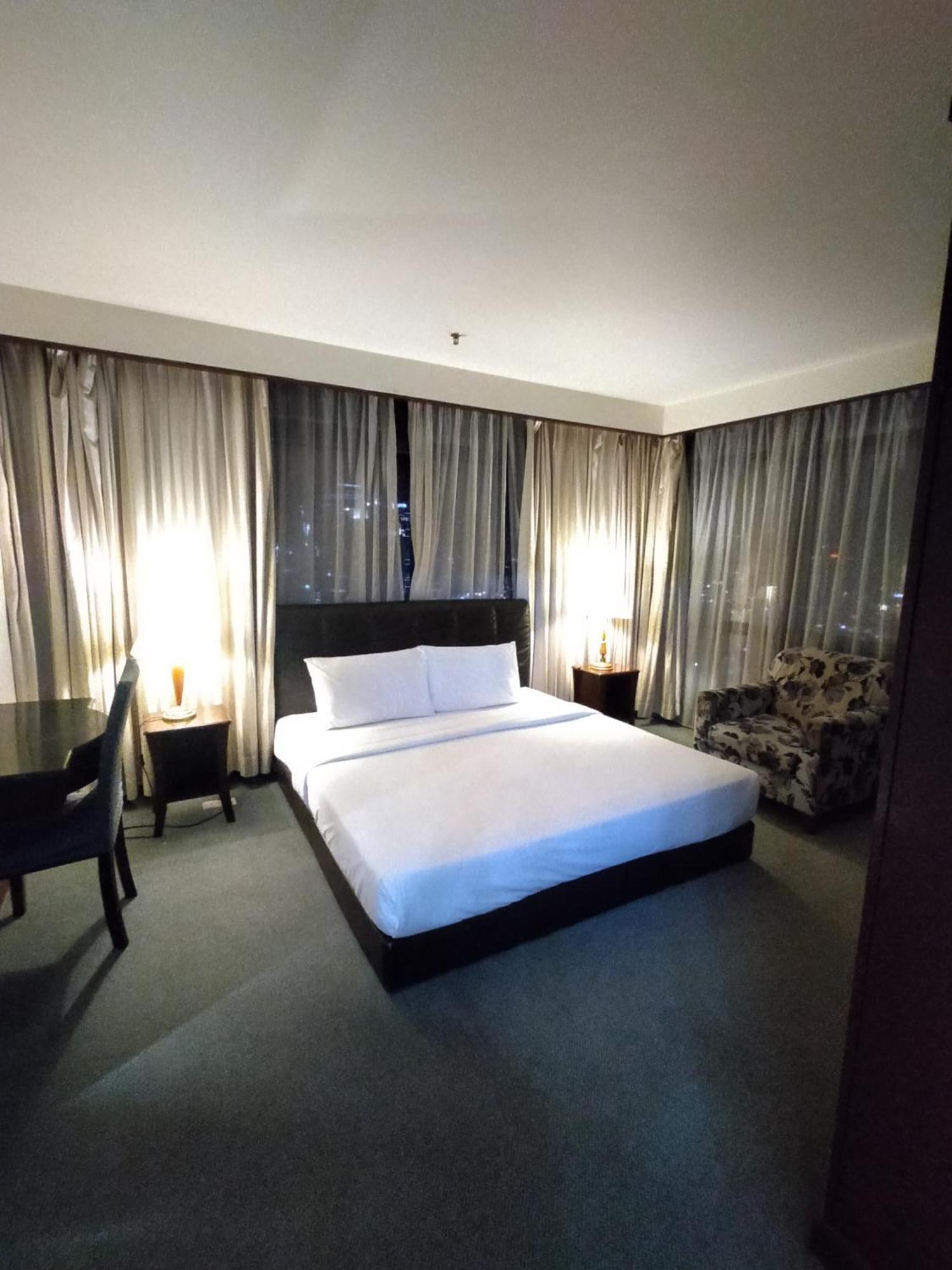 Apartment Grand Lumia At Times Square By Imam *